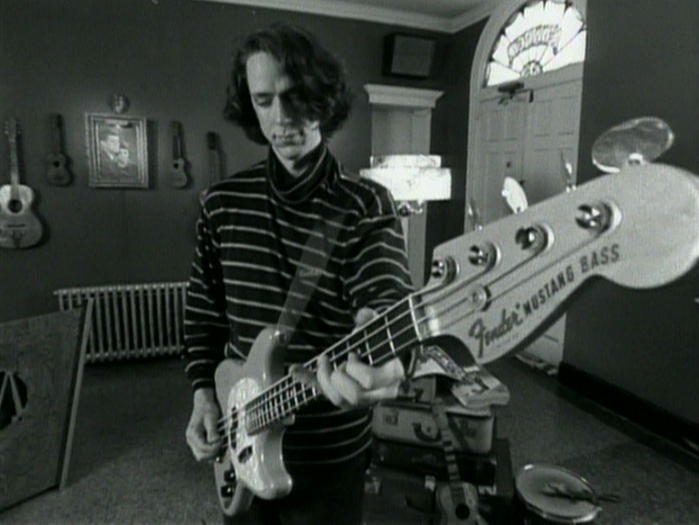 File:TheGuitar1.jpg